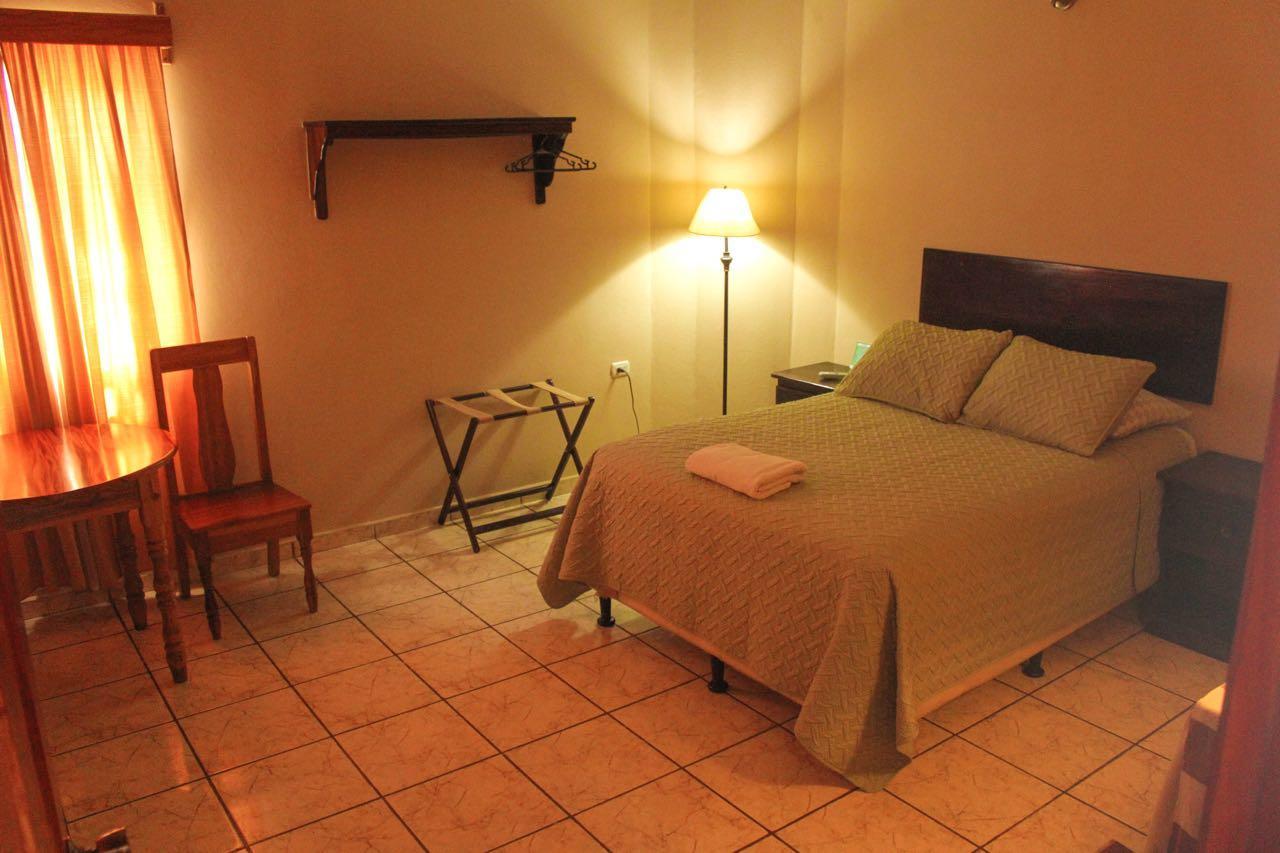 Hotel Las Margaritas La Esperanza Esterno foto