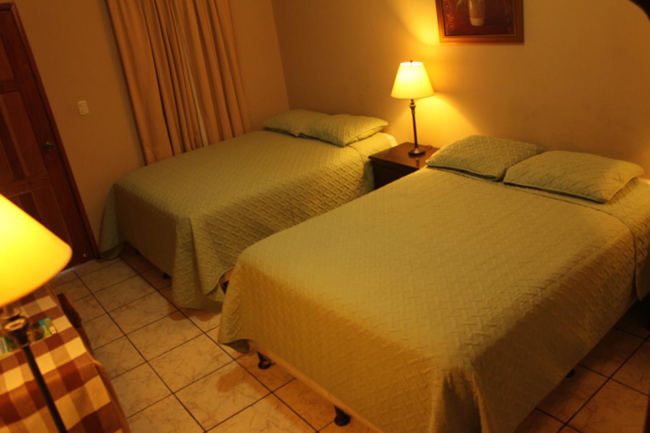 Hotel Las Margaritas La Esperanza Esterno foto