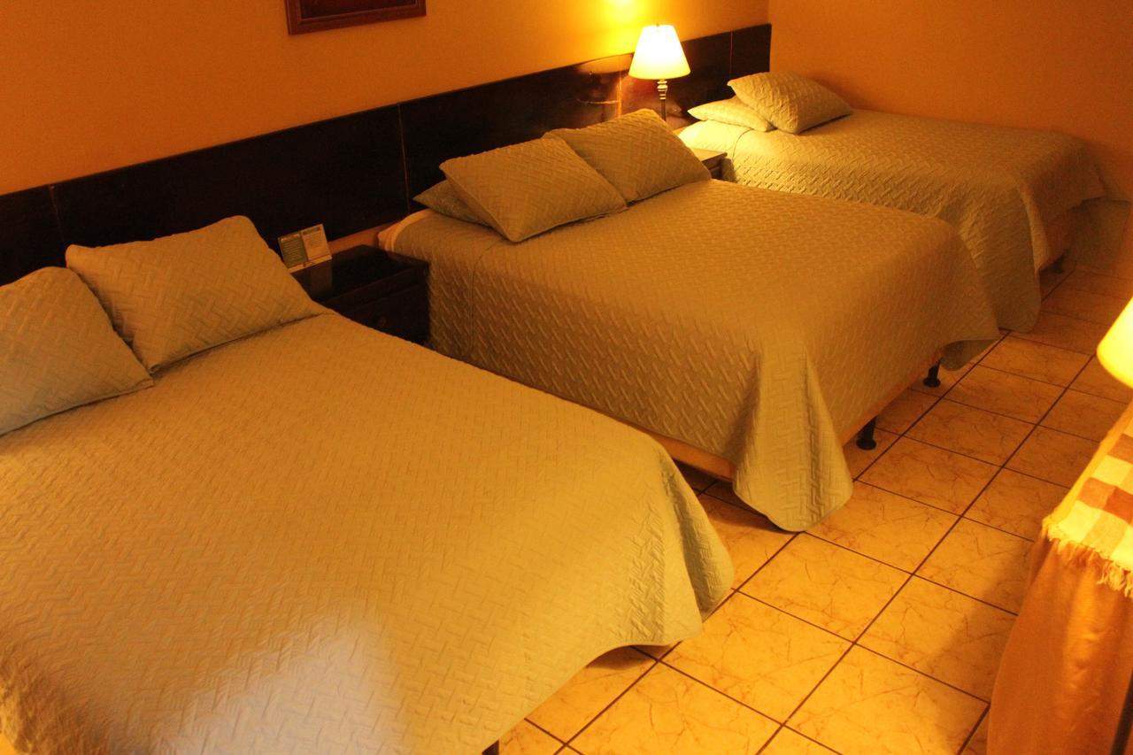 Hotel Las Margaritas La Esperanza Esterno foto